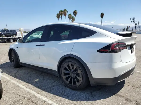 7SAXCBE60NF344955 2022 TESLA MODEL X - Image 2