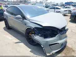 7SAXCBE60NF351677 2022 TESLA MODEL X