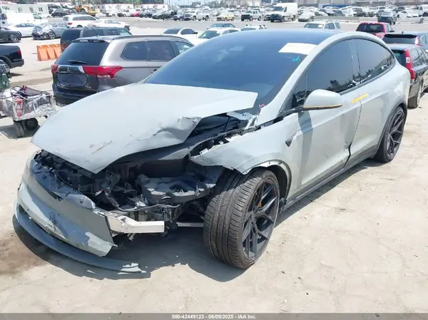 7SAXCBE60NF351677 2022 TESLA MODEL X - Image 2