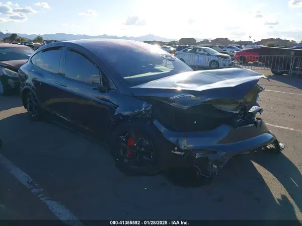 7SAXCBE60RF447105 2024 TESLA MODEL X - Image 1