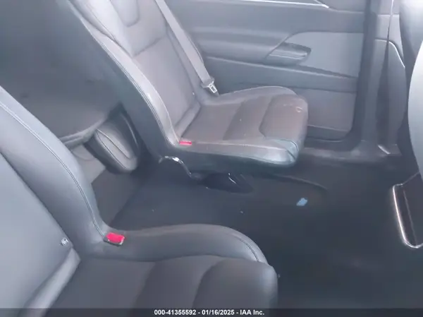 7SAXCBE60RF447105 2024 TESLA MODEL X - Image 8