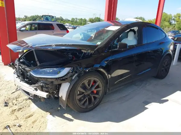 7SAXCBE60SF462340 2025 TESLA MODEL X - Image 2