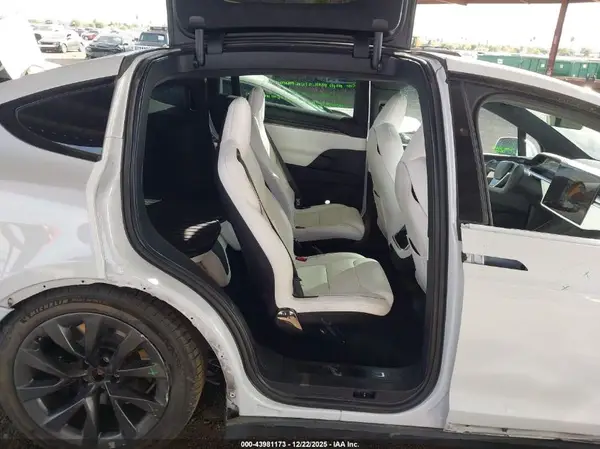 7SAXCBE61NF336606 2022 TESLA MODEL X - Image 8