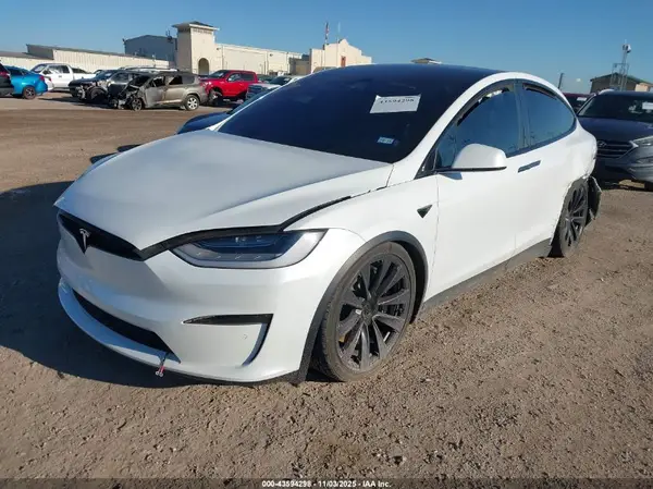 7SAXCBE61NF337352 2022 TESLA MODEL X - Image 2
