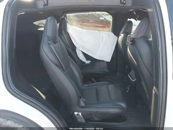 7SAXCBE61NF337352 2022 TESLA MODEL X - Image 8