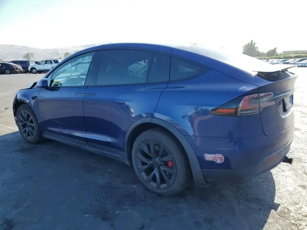 7SAXCBE61PF429385 2023 TESLA MODEL X - Image 2