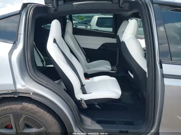 7SAXCBE61TF486454 2026 TESLA MODEL X - Image 8