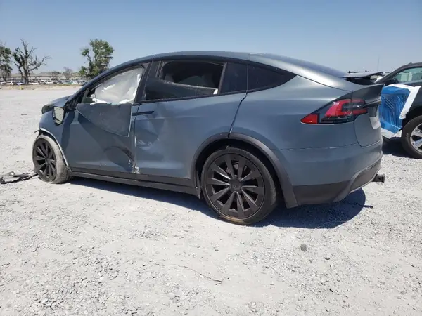 7SAXCBE62NF331544 2022 TESLA MODEL X - Image 2