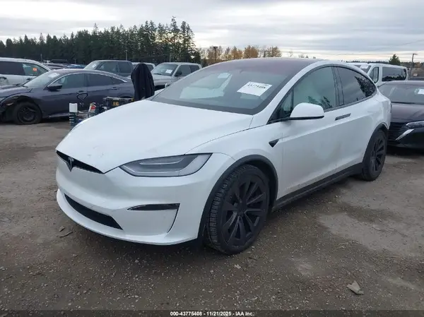 7SAXCBE62NF336596 2022 TESLA MODEL X - Image 2