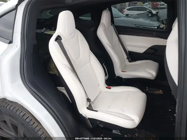 7SAXCBE62NF336596 2022 TESLA MODEL X - Image 8