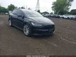 7SAXCBE62NF342107 2022 TESLA MODEL X