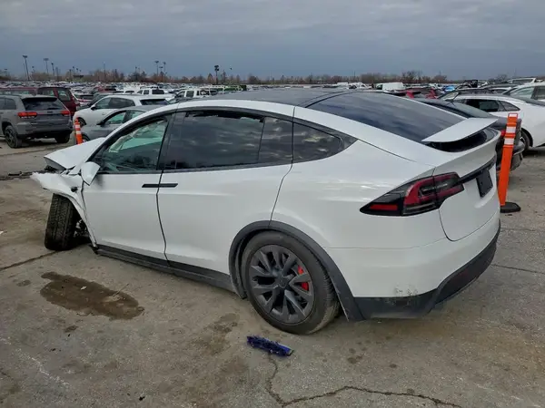 7SAXCBE62RF438633 2024 TESLA MODEL X - Image 2
