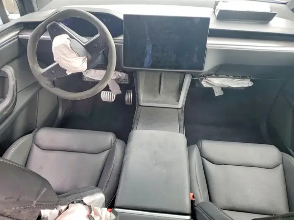 7SAXCBE62RF453942 2024 TESLA MODEL X - Image 8