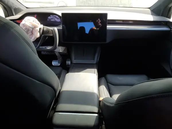 7SAXCBE62RF458901 2024 TESLA MODEL X - Image 8