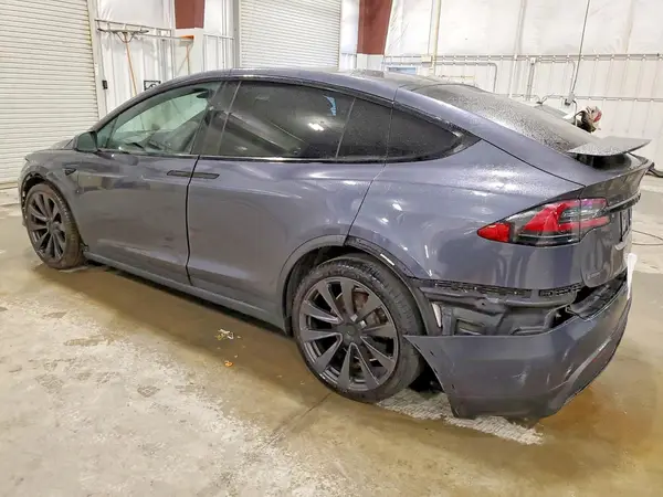 7SAXCBE63NF332377 2022 TESLA MODEL X - Image 2