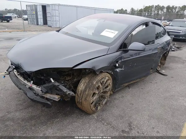 7SAXCBE63NF334002 2022 TESLA MODEL X - Image 2