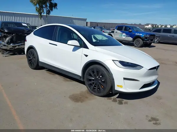 7SAXCBE63NF349390 2022 TESLA MODEL X - Image 1