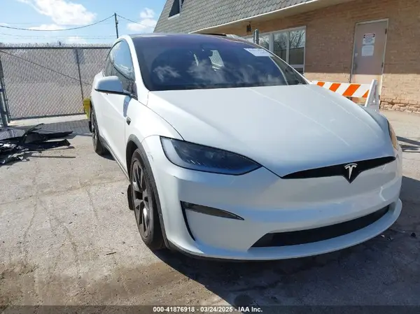 7SAXCBE63PF405105 2023 TESLA MODEL X - Image 1