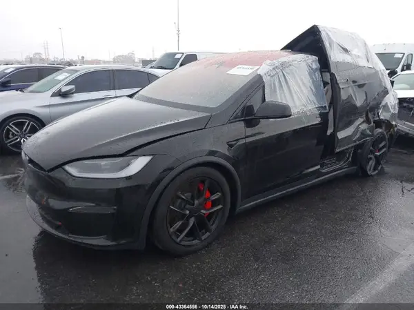 7SAXCBE63RF440021 2024 TESLA MODEL X - Image 2