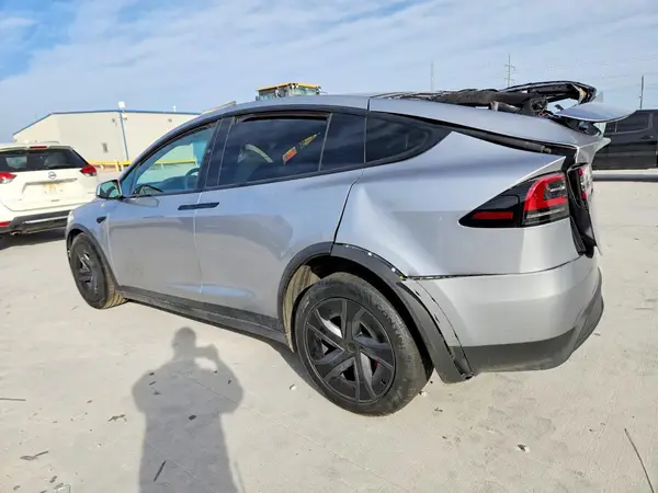 7SAXCBE63TF473883 2026 TESLA MODEL X - Image 2