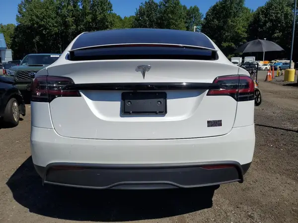 2022 TESLA MODEL X auction photo 6
