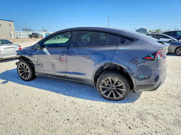7SAXCBE64NF342741 2022 TESLA MODEL X - Image 2