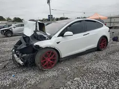 7SAXCBE64NF359717 2022 TESLA MODEL X