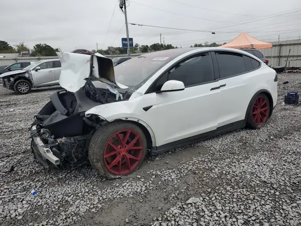 7SAXCBE64NF359717 2022 TESLA MODEL X - Image 1