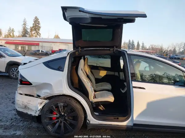 7SAXCBE64SF461501 2025 TESLA MODEL X - Image 8
