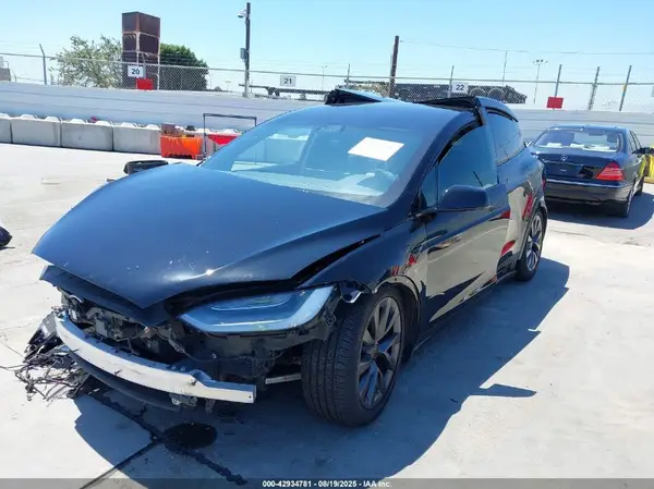 7SAXCBE65NF337483 2022 TESLA MODEL X - Image 2