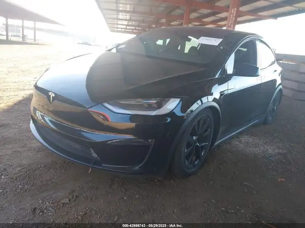 7SAXCBE65NF339105 2022 TESLA MODEL X - Image 2