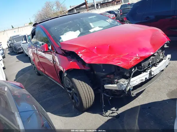 7SAXCBE65NF340514 2022 TESLA MODEL X - Image 1