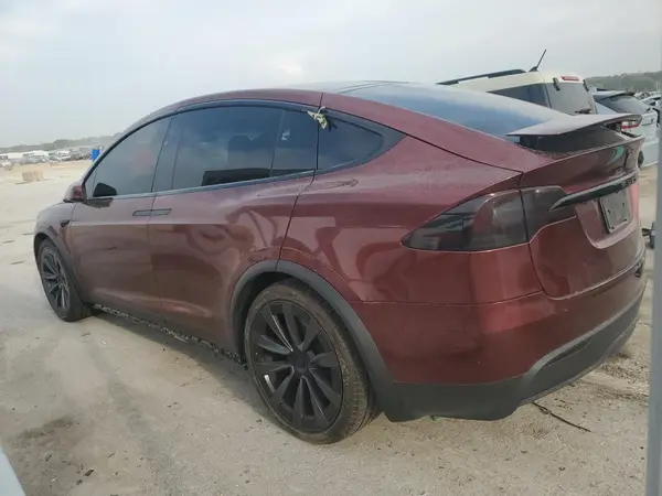 7SAXCBE65NF341954 2022 TESLA MODEL X - Image 2