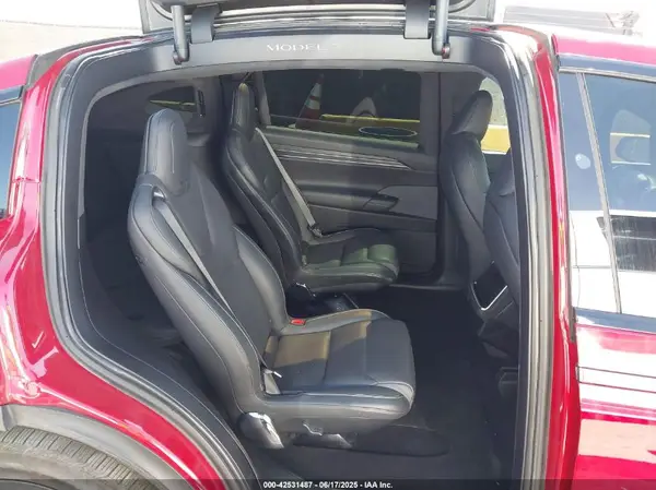 7SAXCBE65NF342585 2022 TESLA MODEL X - Image 8