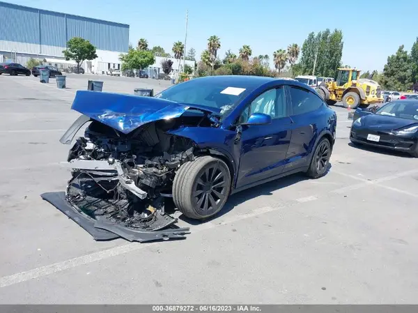 7SAXCBE65NF349830 2022 TESLA MODEL X - Image 2