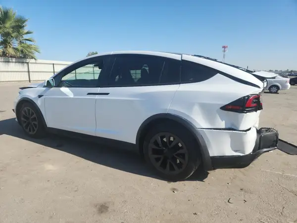 7SAXCBE65NF353098 2022 TESLA MODEL X - Image 2