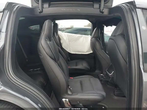 7SAXCBE65NF362710 2022 TESLA MODEL X - Image 8