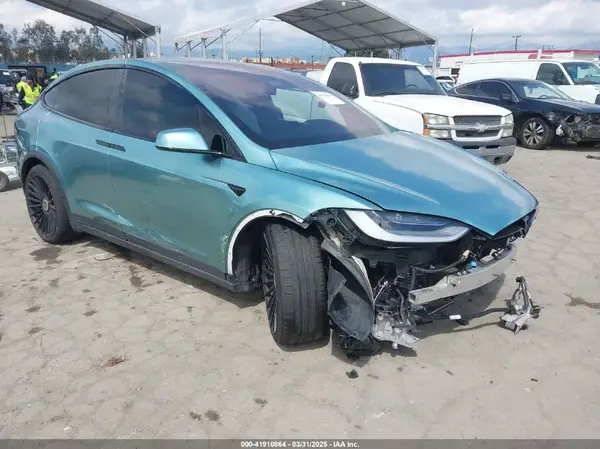 7SAXCBE65PF375346 2023 TESLA MODEL X - Image 1