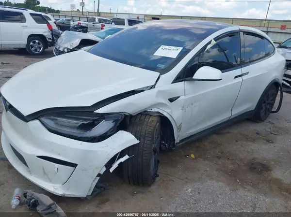7SAXCBE65PF418602 2023 TESLA MODEL X - Image 2
