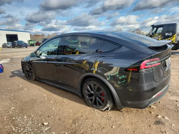 7SAXCBE65RF439713 2024 TESLA MODEL X - Image 2