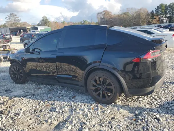 7SAXCBE66NF331899 2022 TESLA MODEL X - Image 2