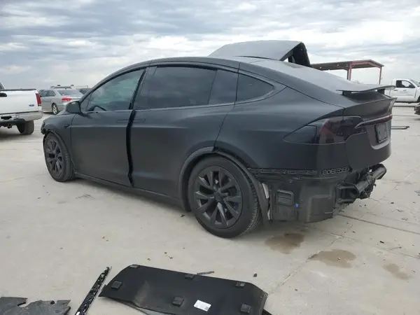 7SAXCBE66NF333684 2022 TESLA MODEL X - Image 2