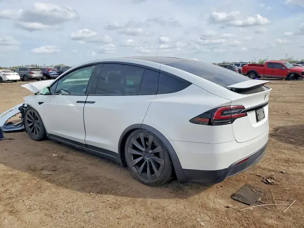7SAXCBE66NF339890 2022 TESLA MODEL X - Image 2
