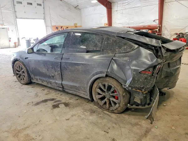 7SAXCBE66PF427390 2023 TESLA MODEL X - Image 2