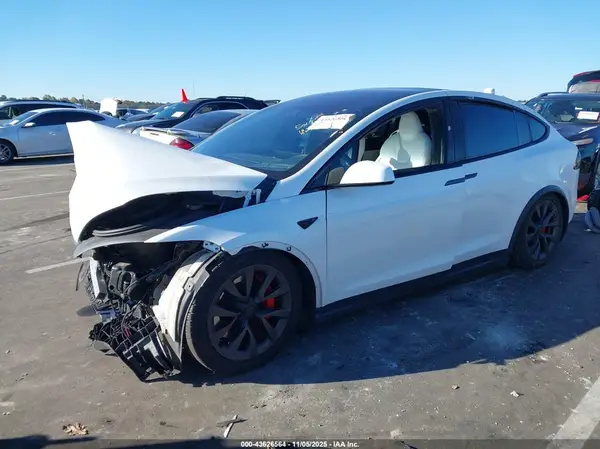 7SAXCBE66PF428863 2023 TESLA MODEL X - Image 2