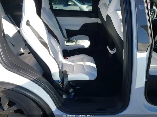 7SAXCBE66PF428863 2023 TESLA MODEL X - Image 8
