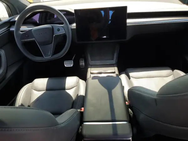 7SAXCBE66RF442071 2024 TESLA MODEL X - Image 8