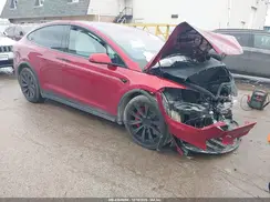 7SAXCBE66RF456066 2024 TESLA MODEL X