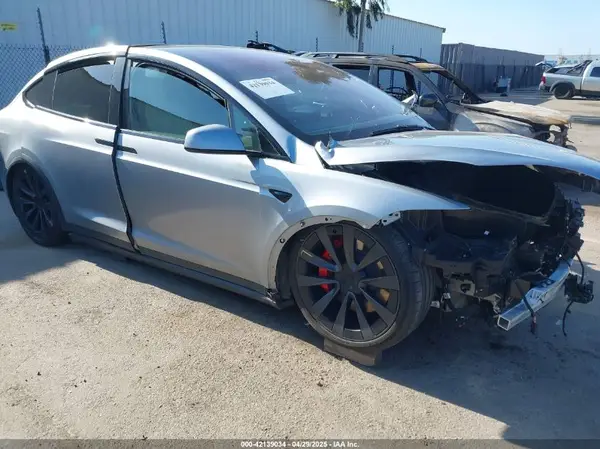 7SAXCBE66RF458402 2024 TESLA MODEL X - Image 1