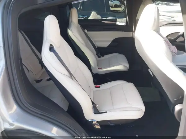 7SAXCBE66RF458402 2024 TESLA MODEL X - Image 8